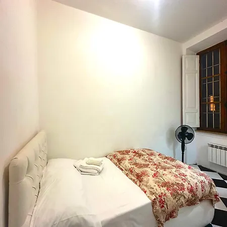 Lägenhet Sant'elena Retreat Rom